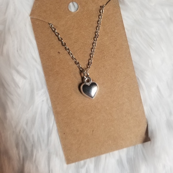 Valentine's Day Heart Necklace - Picture 13 of 14